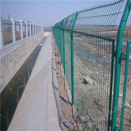防护栏桃型柱护栏网 自产自销 小区护栏网 万泰