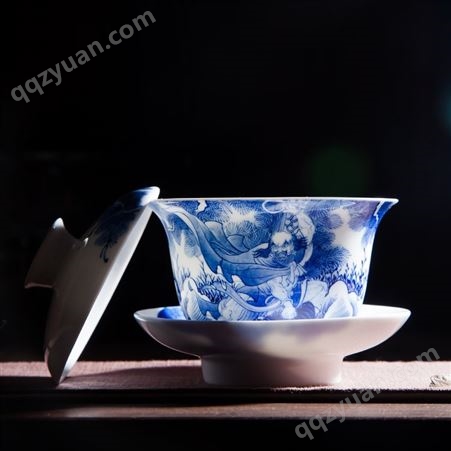景德镇青花瓷手绘盖碗茶杯 中号薄胎瓷手绘伏虎罗汉盖碗